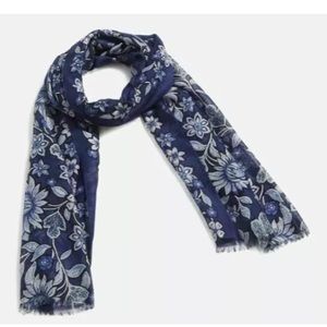 Soft Fringe Scarf Tropics Tapestry